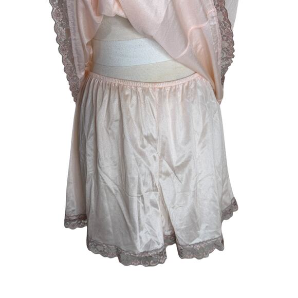 Vintage 80s Peach Pink Satin Lingerie Sleepwear Set Shorts Tank USA Made Large - Picture 4 of 7